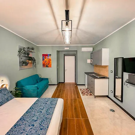The Quarters Naples Apartments Esterno foto