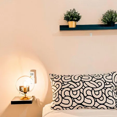 The Quarters Naples Apartments Esterno foto