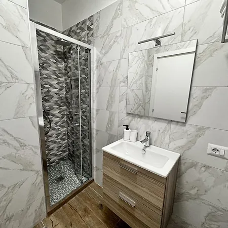 The Quarters Naples Apartments Esterno foto